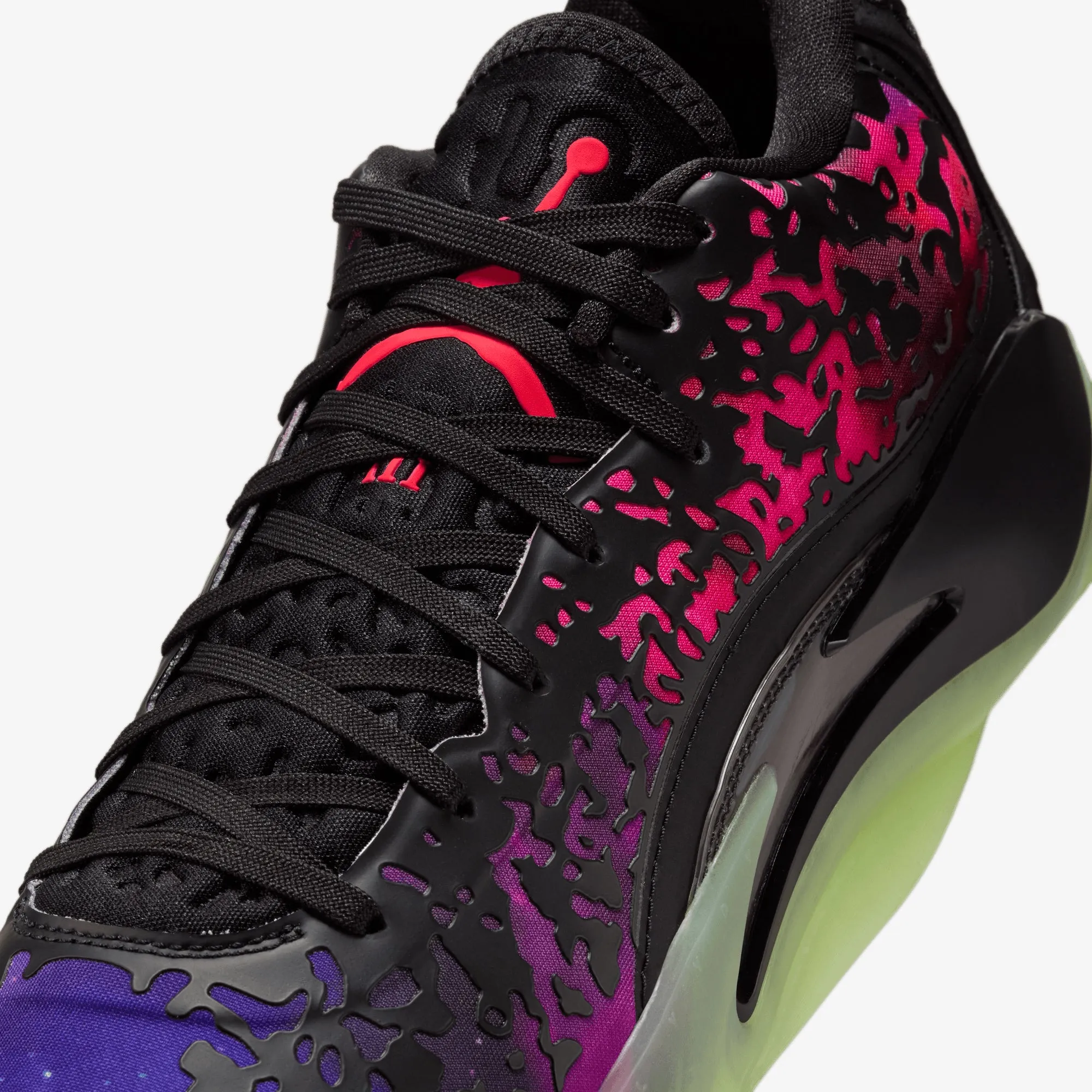 JORDAN | ZION 3 PF { BLACK/SOLAR RED-VIVID PURPLE-BARELY VOLT